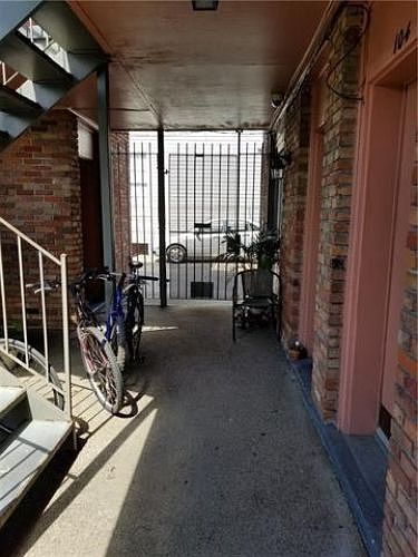 1st image of 1135 Jackson Ave APT 103