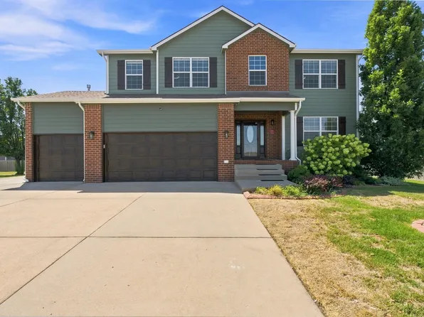 3006 N Rough Creek Cir, Derby, KS 67037
