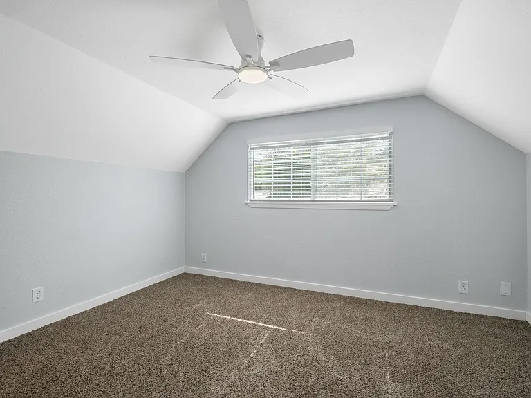 5504 Coventry Ln — Photo 13