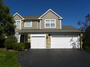 170 Willow Rd, Wheeling, IL 60090