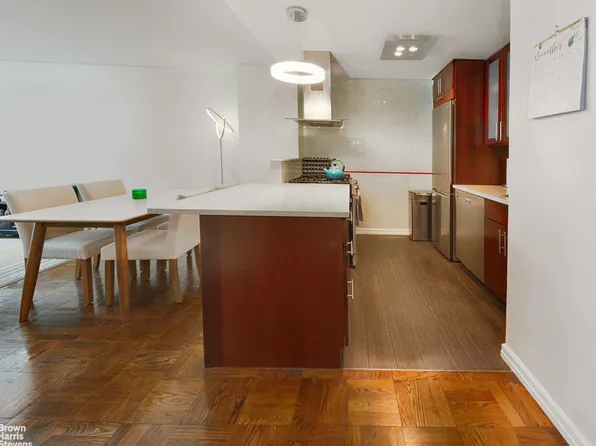 330 Third Avenue image 4 of 12