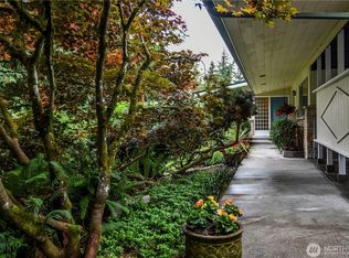 11215 Champagne Point Rd NE, Kirkland, WA 98034