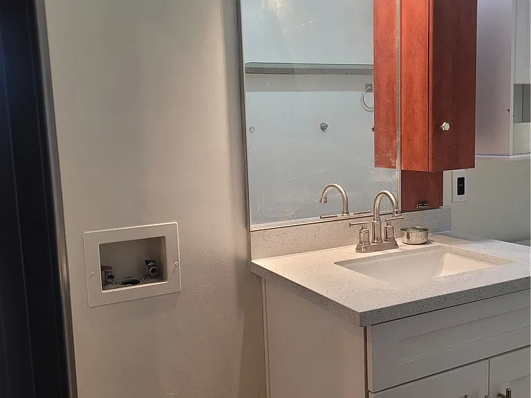 312 W 5th St #922 — Photo 24
