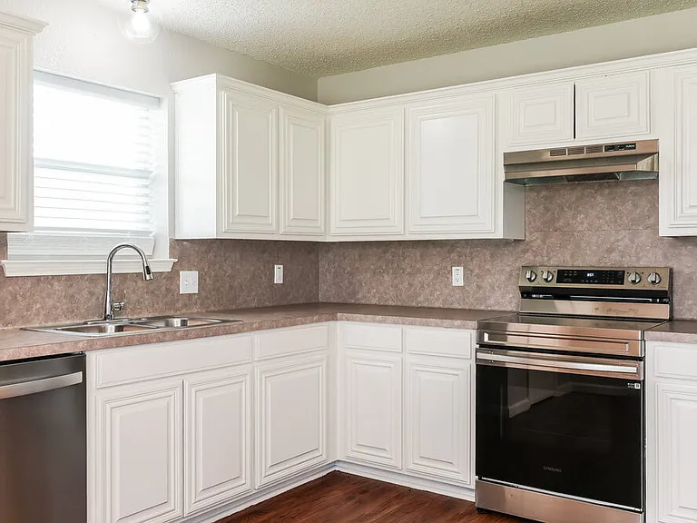 4616 Wheatland Dr — Photo 7