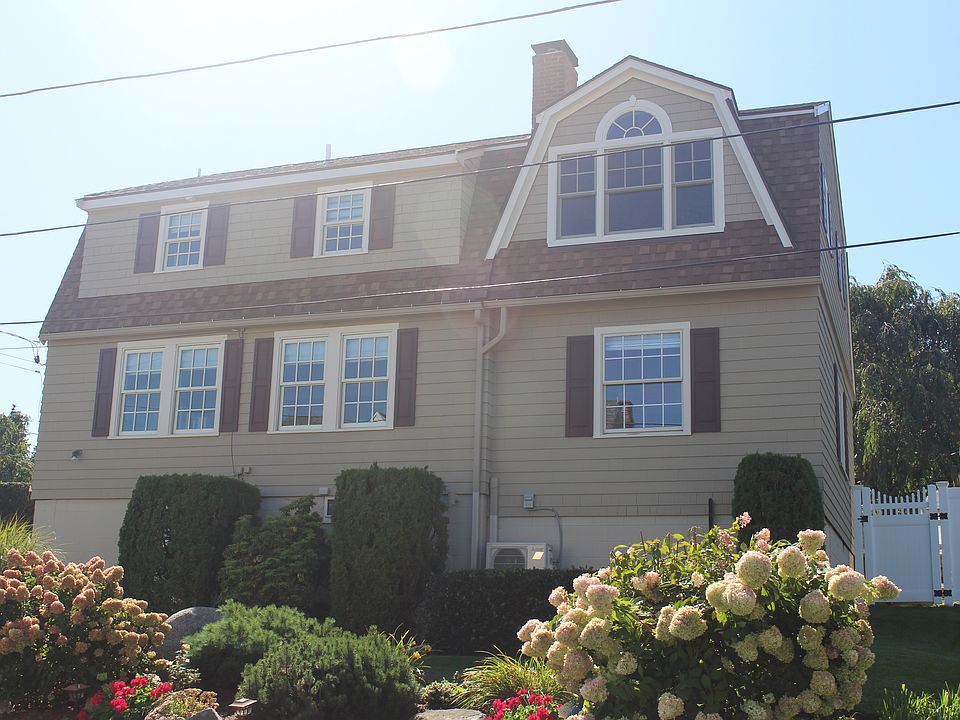 2nd image of 5 Cedar Ln