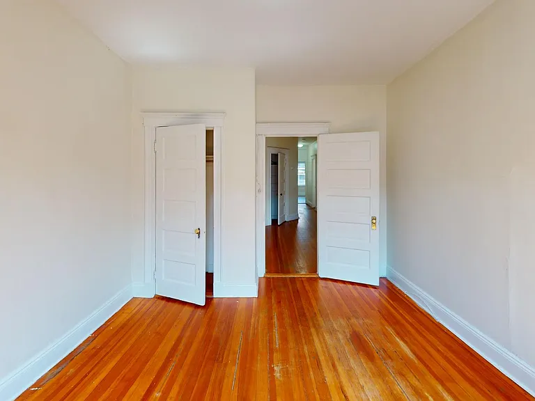 19 Mount Hood Rd #5 — Photo 5