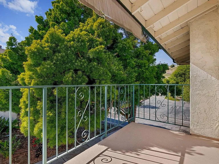 313 Northgate Dr #D — Photo 2