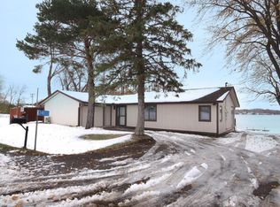 24033 W Cedar Lake Dr, New Prague, MN 56071