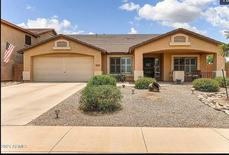 4395 E Rose Quartz Ln — Photo 1