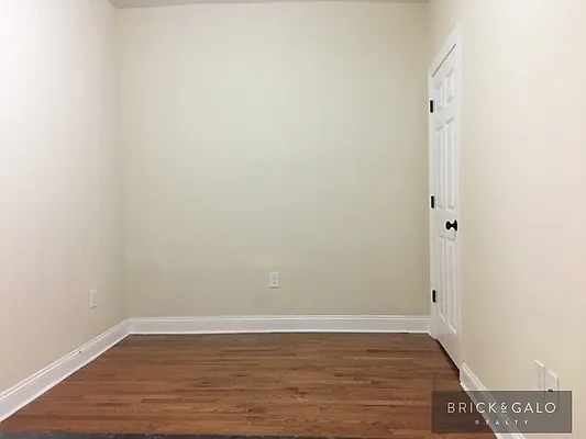 Rented by BRICK & GALO REALTY CORP | media 13