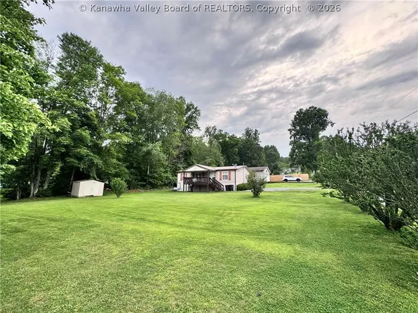 47 Tincher Rd, Fayetteville, WV 25840