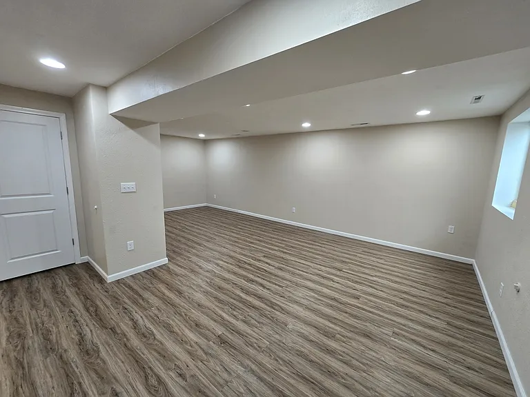 147 Alydar Dr — Photo 3