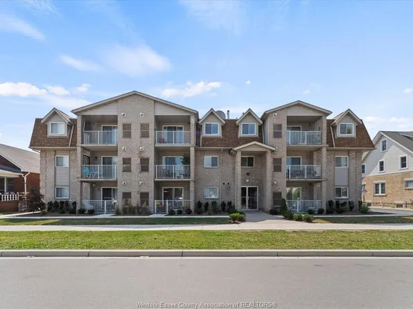 1323 Langlois Ave #205, Windsor, ON N8X 4L8