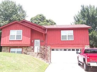 804 L St, Barling, AR 72923