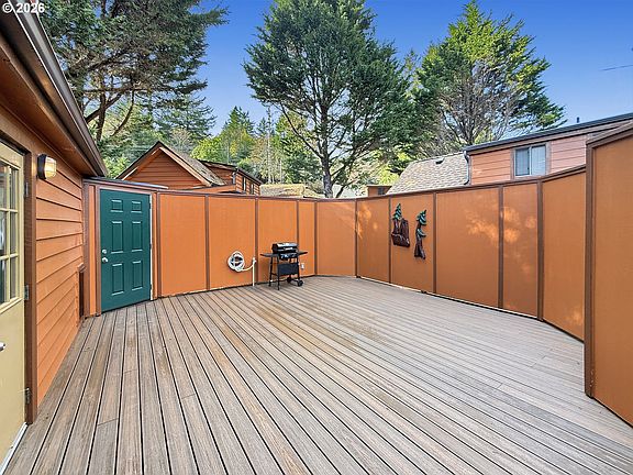 4th image of 97748 N Bank Chetco River Rd #13