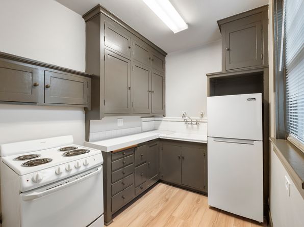 16 N Broadway APT 24