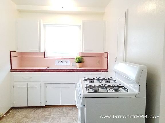 2nd image of 4755 1/2 Terrace Dr
