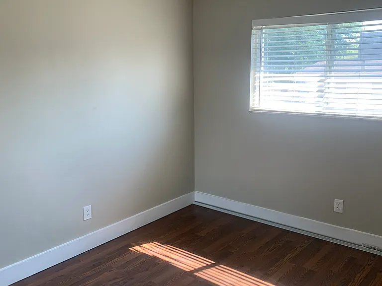 15142 Tireman Ave #5 — Photo 8