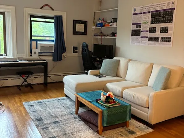 1065 Beacon St, Brookline, MA