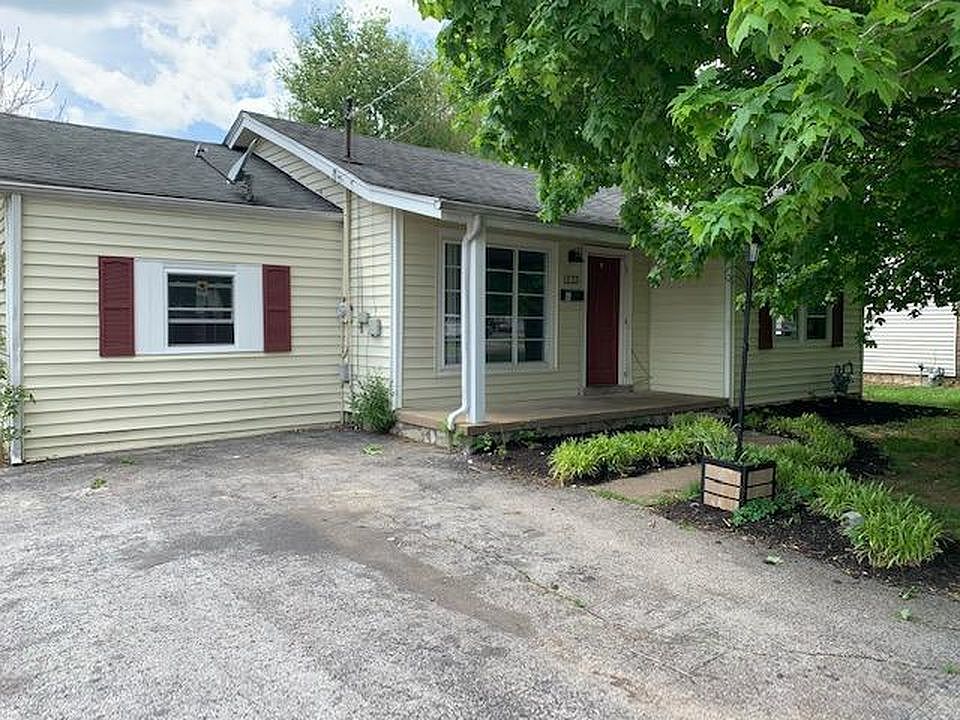 1st image of 1233 Henry Dr