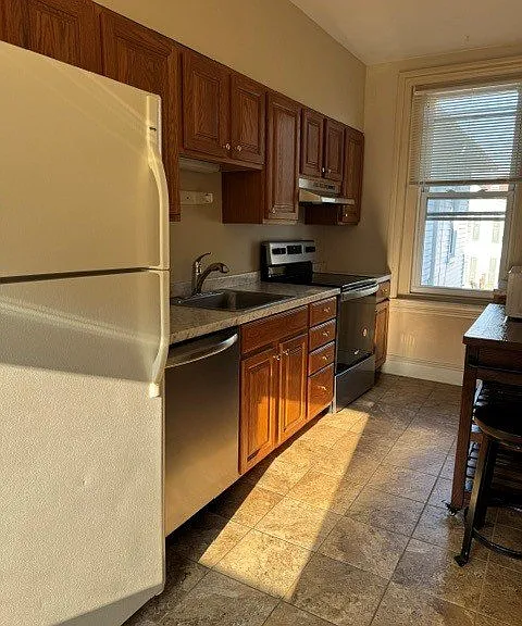 727 N New St #2 — Photo 6