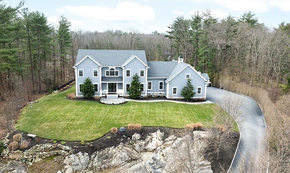 365 East St, Hingham, MA 02043 Zillow