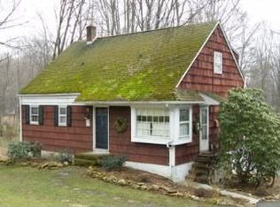 7 E Maple Ave, Long Valley, NJ 07853