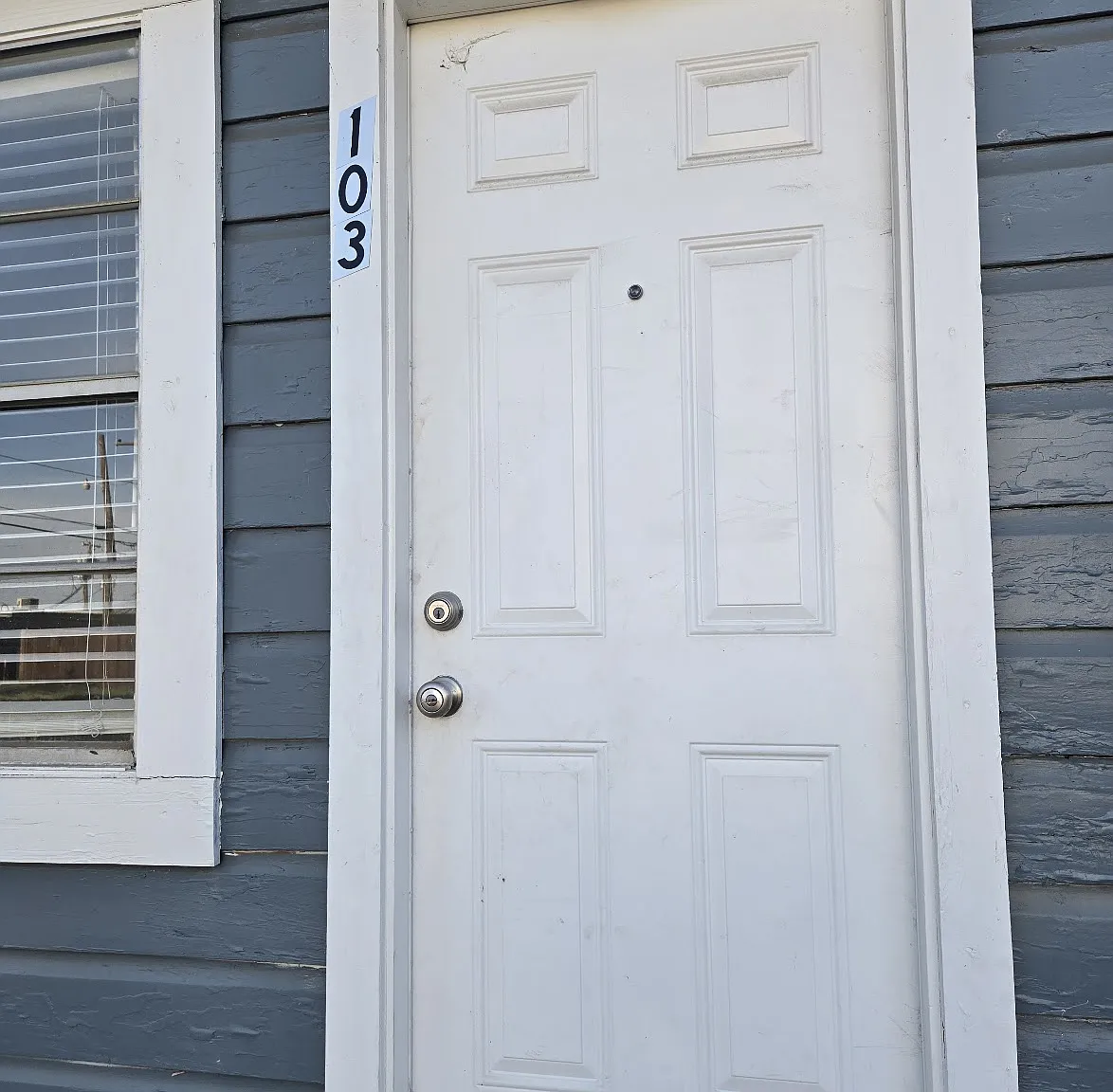 1 bed, 308 sqft, $749 — Photo 2