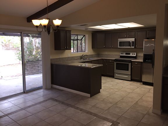 5th image of 54075 Avenida Madero