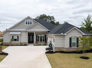 204 Jake Colton Dr, Kingsland, GA 31548