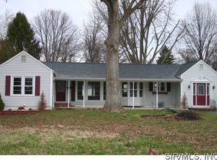 302 E Market St, Troy, IL 62294