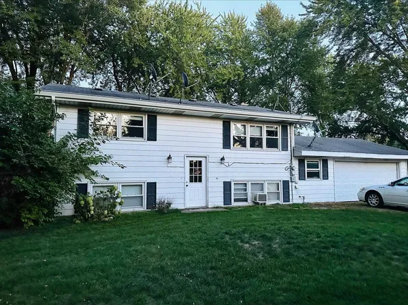 1302 Lake Kegonsa Road, Stoughton, WI 53589