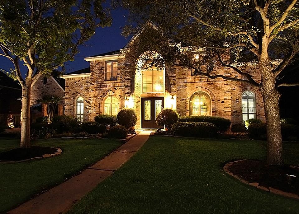 1st image of 17114 Crescent Canyon Dr