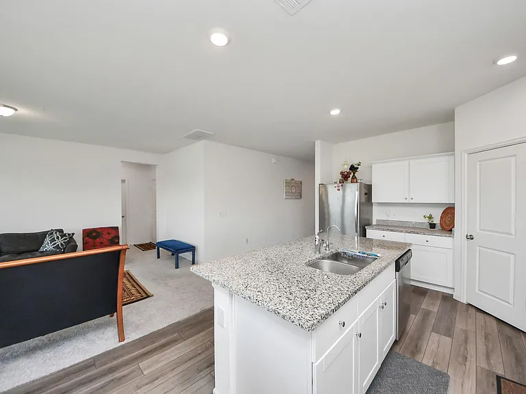 4830 Highland Springs Dr — Photo 20