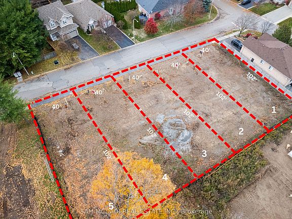 4th image of 14 Linden Ln