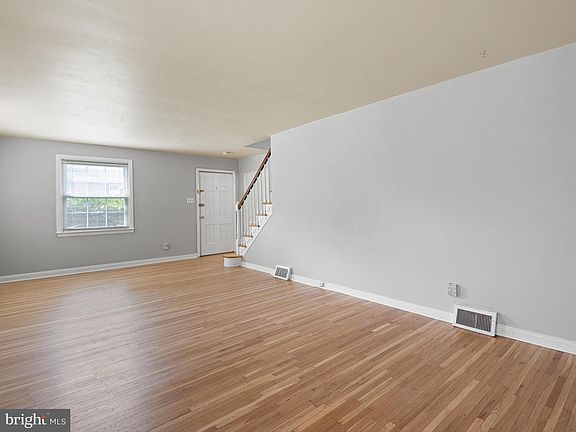 2nd image of 243 Bryn Mawr Ave