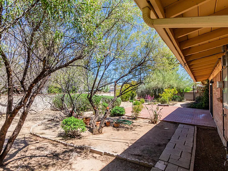 5255 E Baker St — Photo 31