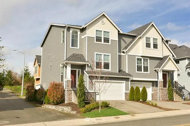Building Photo - 12430A 3rd Ave SE