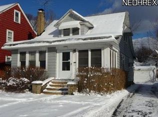 923 Vineshire Rd, Cleveland Heights, OH 44121