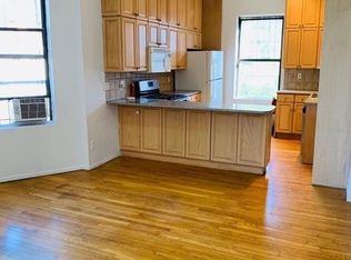 650 9th Ave APT 5N, New York, NY 10036