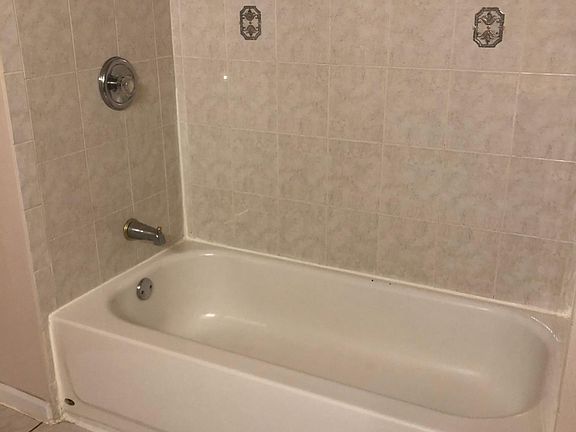 5th image of 2544 W Cortez St