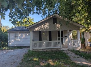 8704 E Roberts Ave, Kansas City, MO 64125