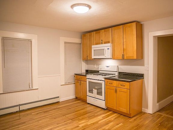 5th image of 9 Lincoln Ct #1