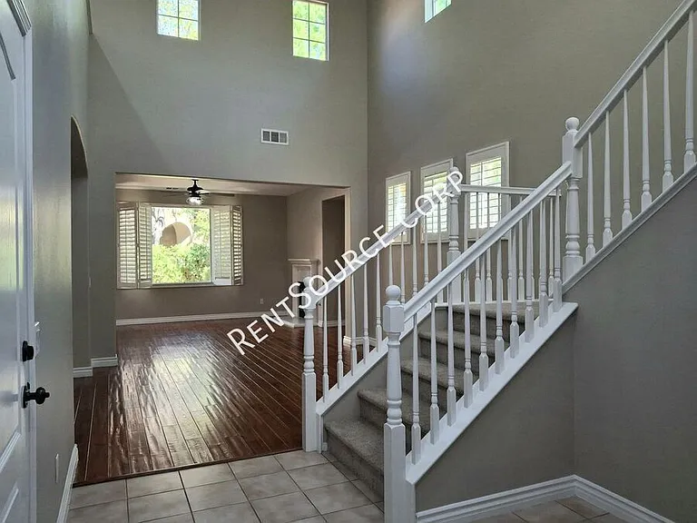 25361 Playa Serena Dr — Photo 2