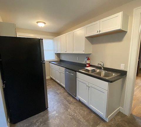 Main Floor Kitchen
