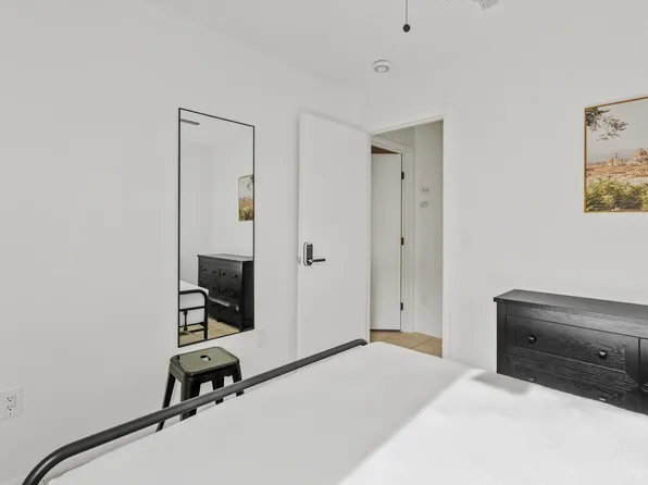 (undisclosed Address), Glendale, AZ 85302