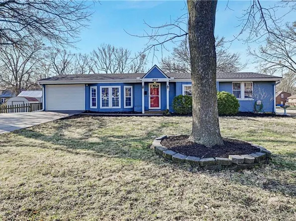 12417 W 56th St, Shawnee, KS 66216