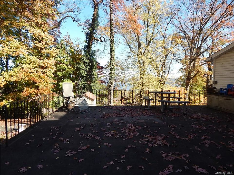 2nd image of 32 Terrace Dr #B
