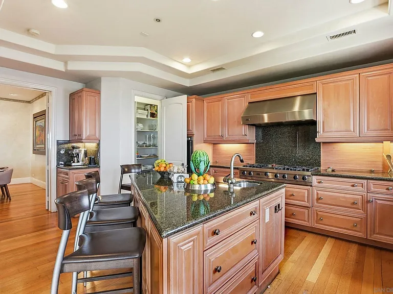 1011 Avenida Amantea — Photo 32