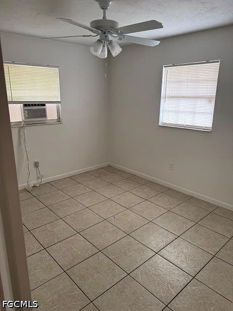2 bed, 1.0 bath, 860 sqft, $1,200 — Photo 3